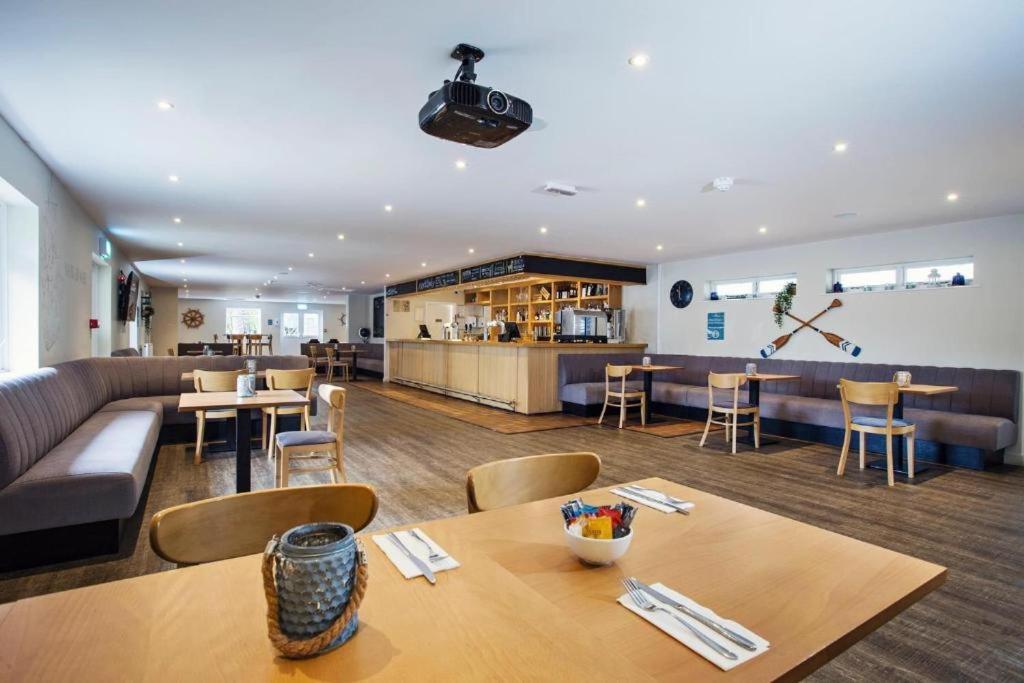 Emma'S Retreat 3-Bedroom Caravan Sleeps 6 At Durdle Door Nr Wareham Dorset Kültér fotó